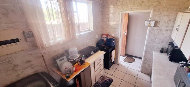 To Let 2 Bedroom Property for Rent in Baillie Park North West